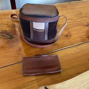 Vintage Bolivian Inca leather-suede purse W/tapestry Zipper pocket crossbody.